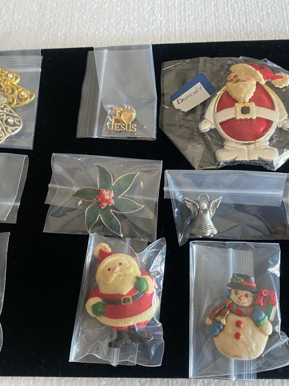 Vtg. Assorted Holiday Christmas Pins - Santa, Snowmen, Tree & Poinsettia, Angels